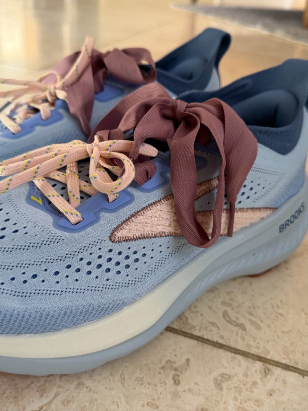 Brand New Brooks for Free People Movement Glycerin 23 Sneakers - Picture 2 of 5